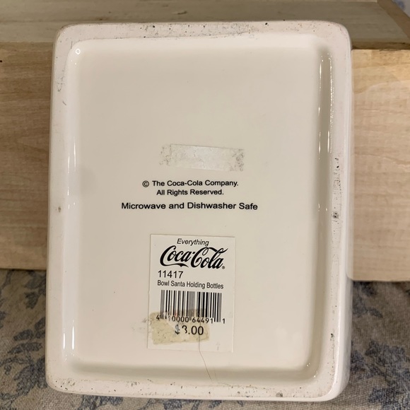 Coca-Cola Vintage Santa Ceramic Snack Bowl - Picture 3 of 5